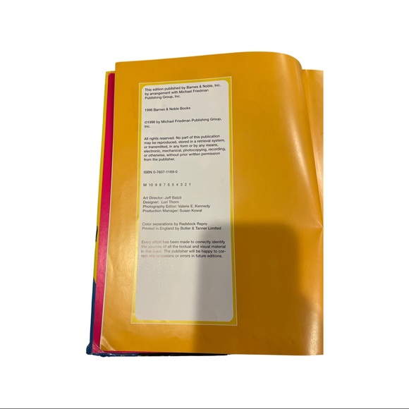 Spice Girls : And then there were Four : vintage collectible book - Picture 3 of 9